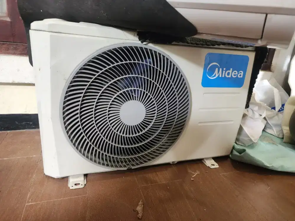 AC MIDEA 1/2 PK second