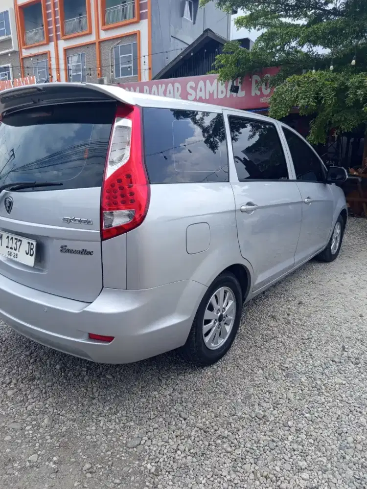 Mobil nyaman buat keluarga besar siap meramaikan jalanan mudik