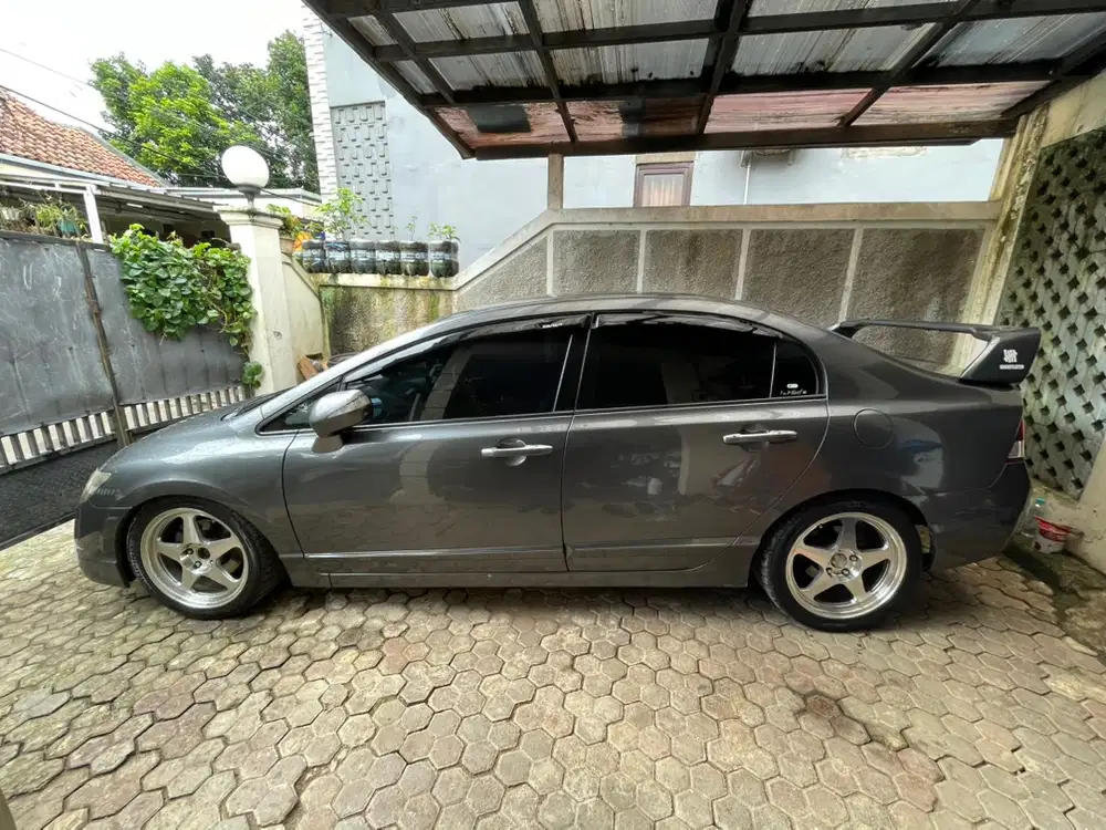Honda Civic 2011 Bensin
