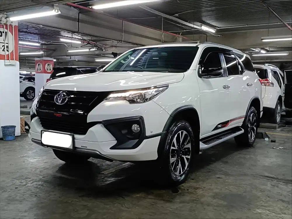 FORTUNER VRZ TRD SPORTIVO 2.4