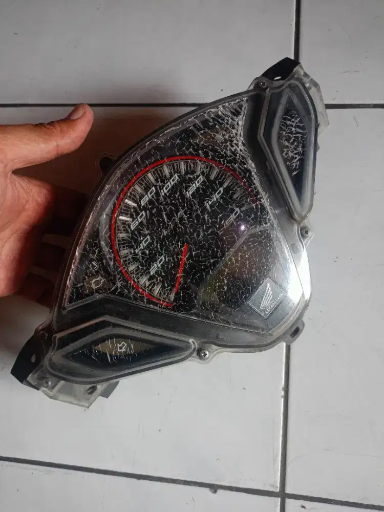 Spedometer motor Vario 125 bohlam.