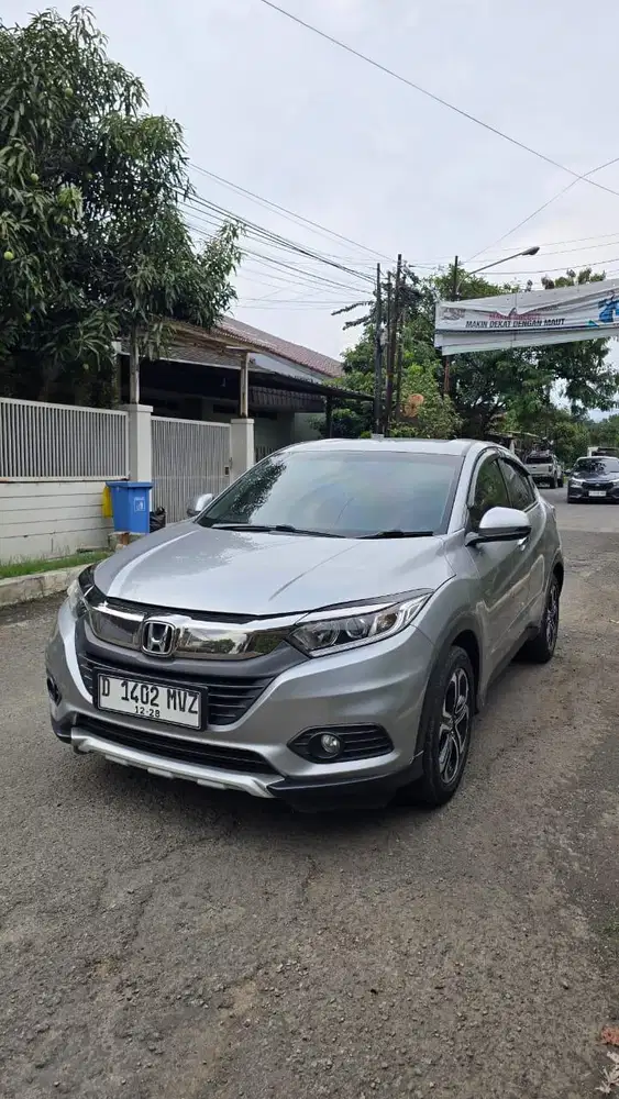 Honda HRV E automatic 2018 DP 20jt