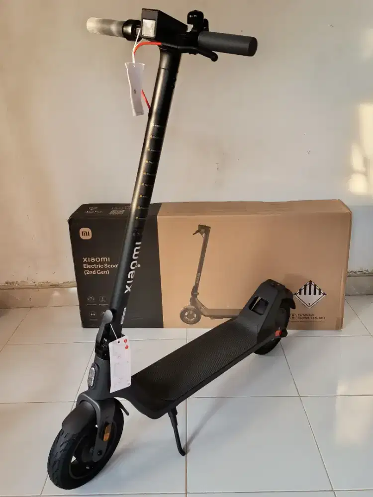 Xiaomi Electric Scooter 4 Lite Generasi 2