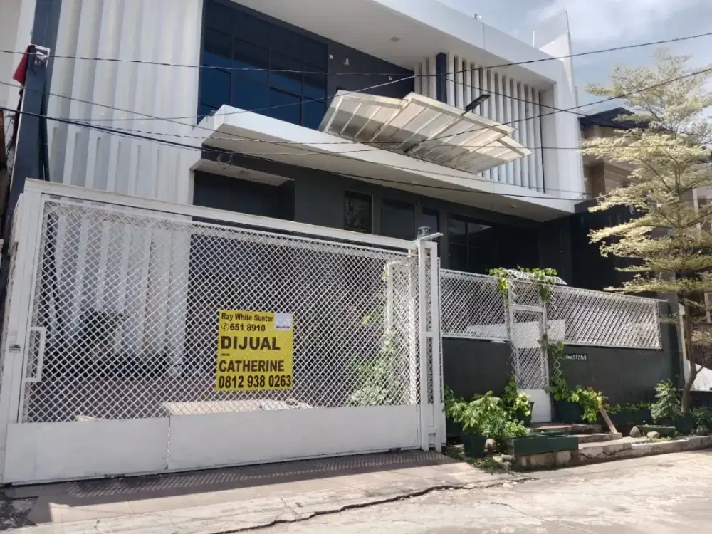 Rumah Sunter Hadap Timur Siap Huni