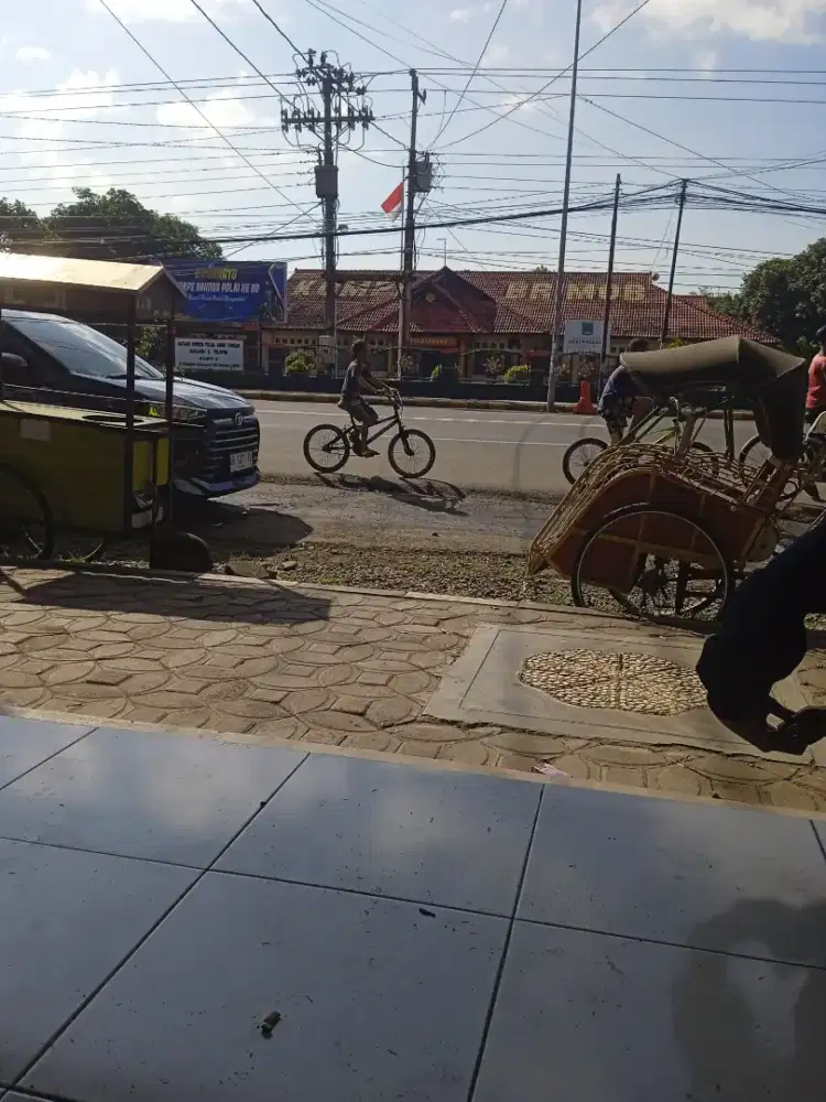 Cari kerjaan apa aja