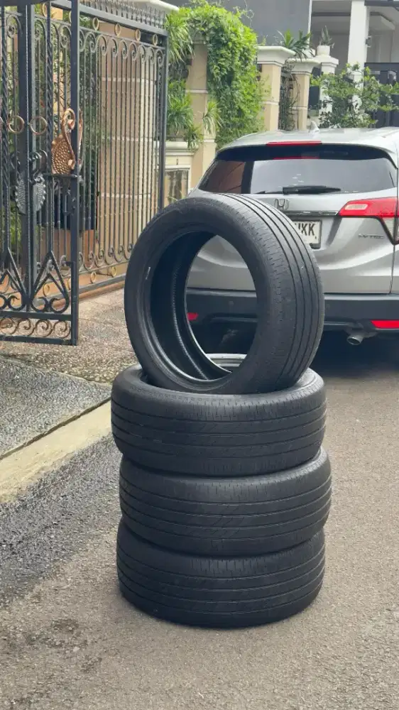 Ban R18 Bridgestone Turanza T005A 235 50 R18