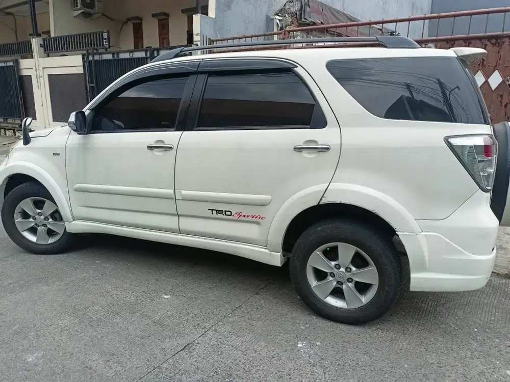 Toyota Rush 2013 Bensin