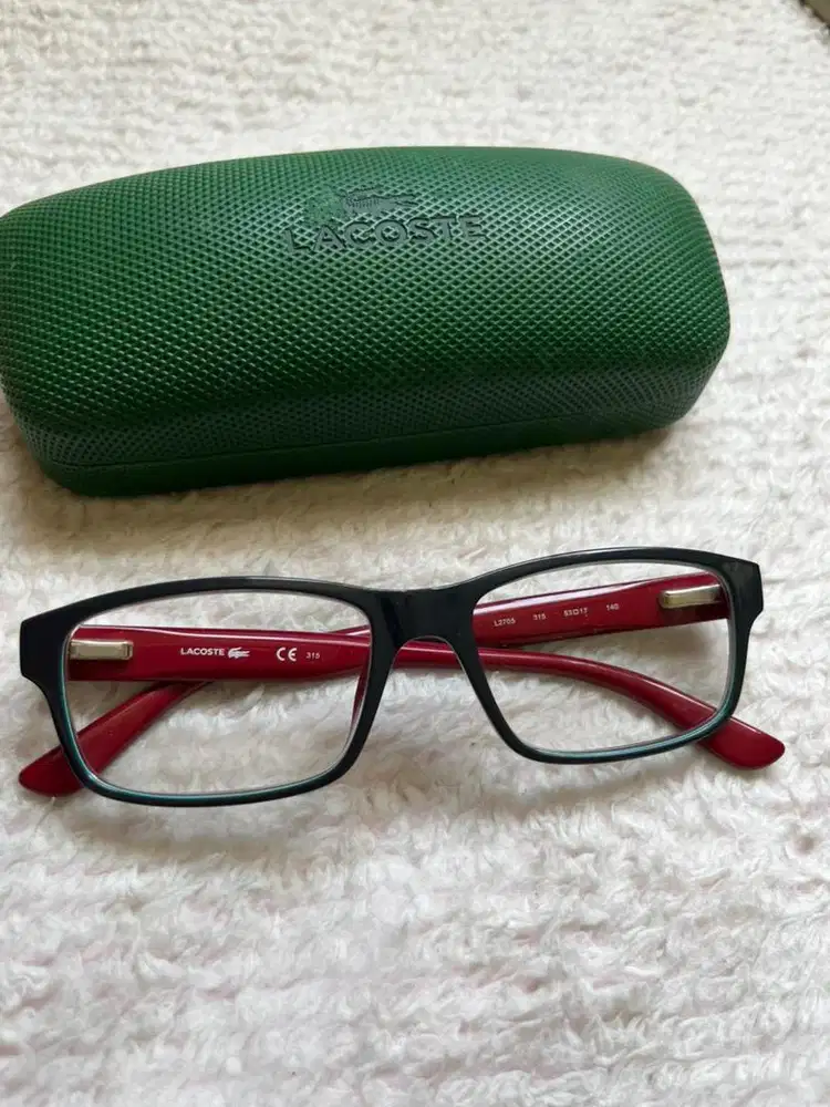 Kaca mata brand lacoste