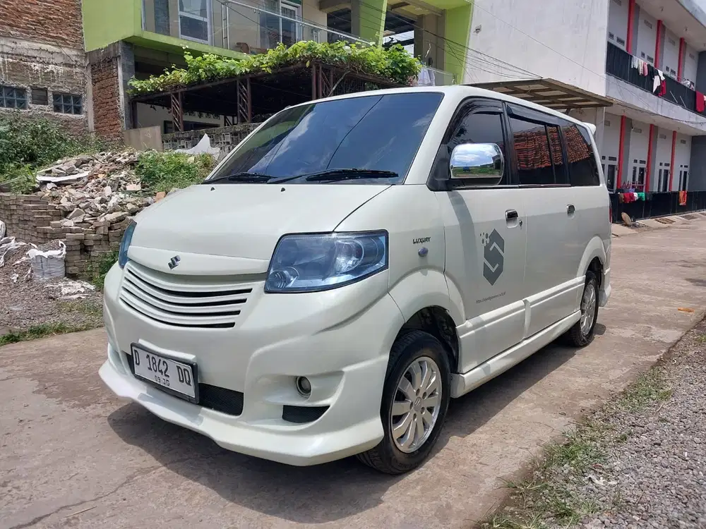 DIJUAL MOBIL KELUARGA SUZUKI APV ARENA SGX LUXURY AC DOUBLE