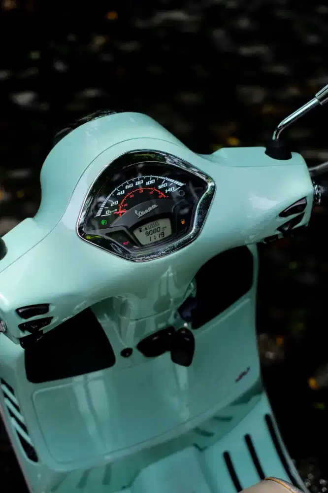 PIAGGIO VESPA GTS 4V 150 IGET FACELIFT 2022 TERMURAH BISA KREDIT