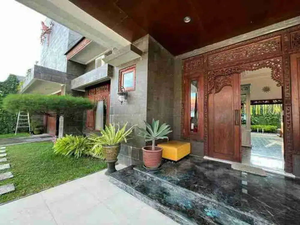 Dijual Rumah Klasik Luas Sejuk Asri+Private Pool Pakualaman Jogja.JARANG ADA TERBAIK