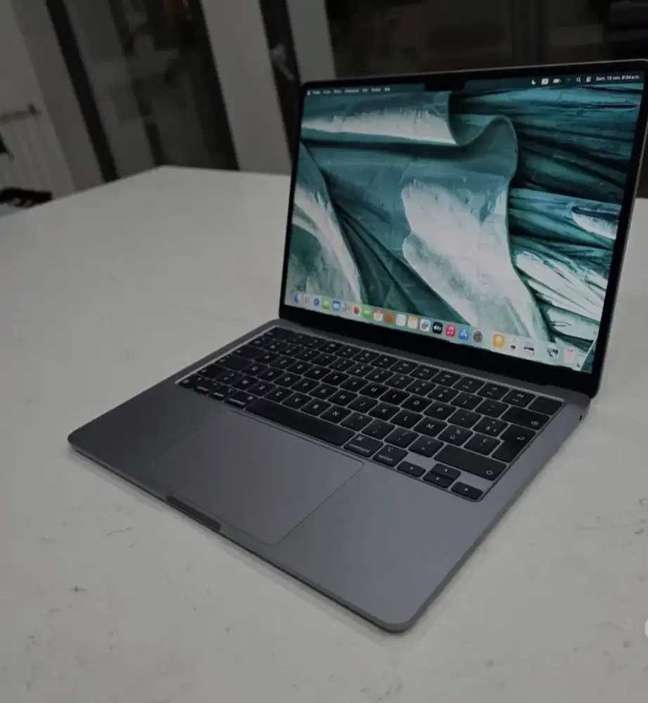 Terima Jual Beli Macbook Pro Air M1 M2 M3 M4 iPhone iPad Ditampung