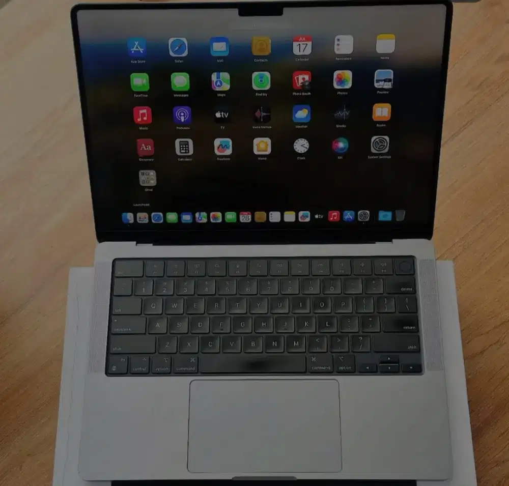 Terima Jual Beli Macbook Pro Air M1 M2 M3 M4 iPhone iPad Ditampung