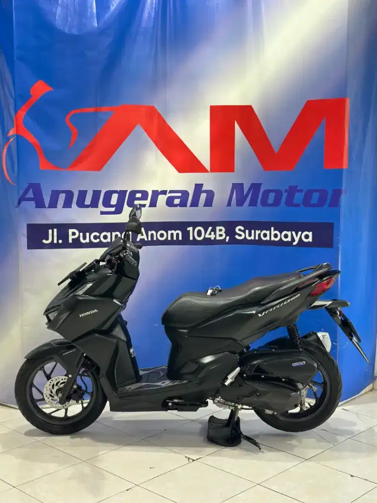 Honda Vario 160 Cbs KM 10ribu TH 2023 smartkey