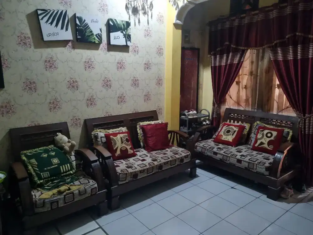 Sofa kayu ruang tamu + bantal 1 set