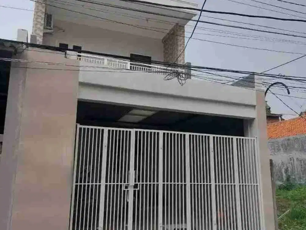 SEMAMPIR TENGAH dekat MERR ‼️ Jual Rumah 2,5 Lantai Row Jalan 2 Mobil