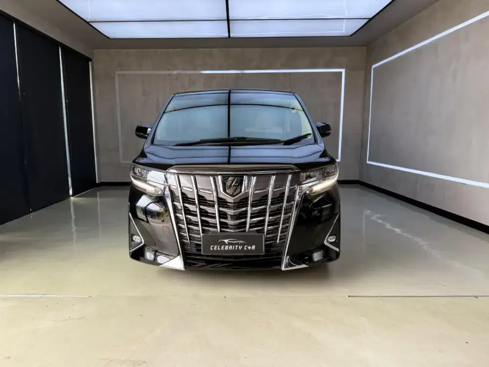 Toyota Alphard 2.5 G Hitam Metalik 2022