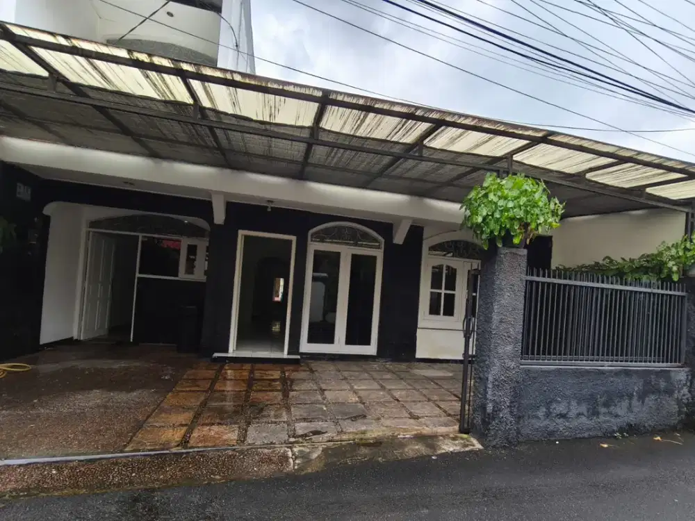 Disewa Rumah Bagus Siap Huni di Asem Baris Tebet Jaksel