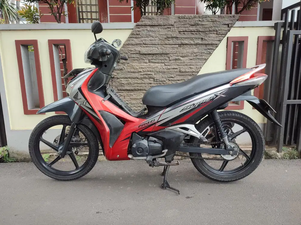 HONDA SUPRA HELM-IN TAHUN 2012