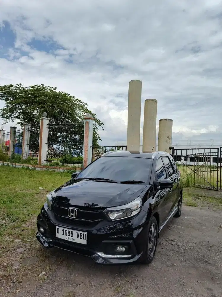 Mobilio Rs Cvt 2018 mulus low km antik AT matic terawat no minus