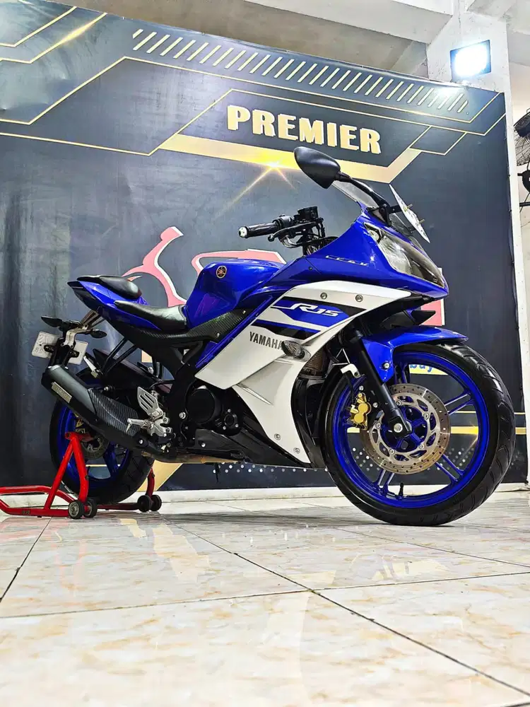 Yamaha R15 V2 series TH 2016 odo 10rb surat lengkap