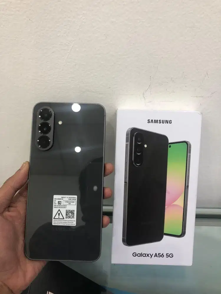 Samsung A56 5g 12/256gb