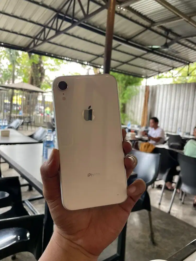 IPHONE XR 128 GB Ex BEACUKAI
