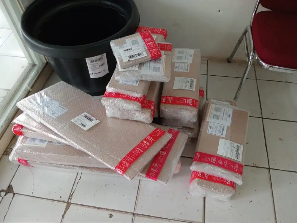 Staff Admin & Packing Online Shop