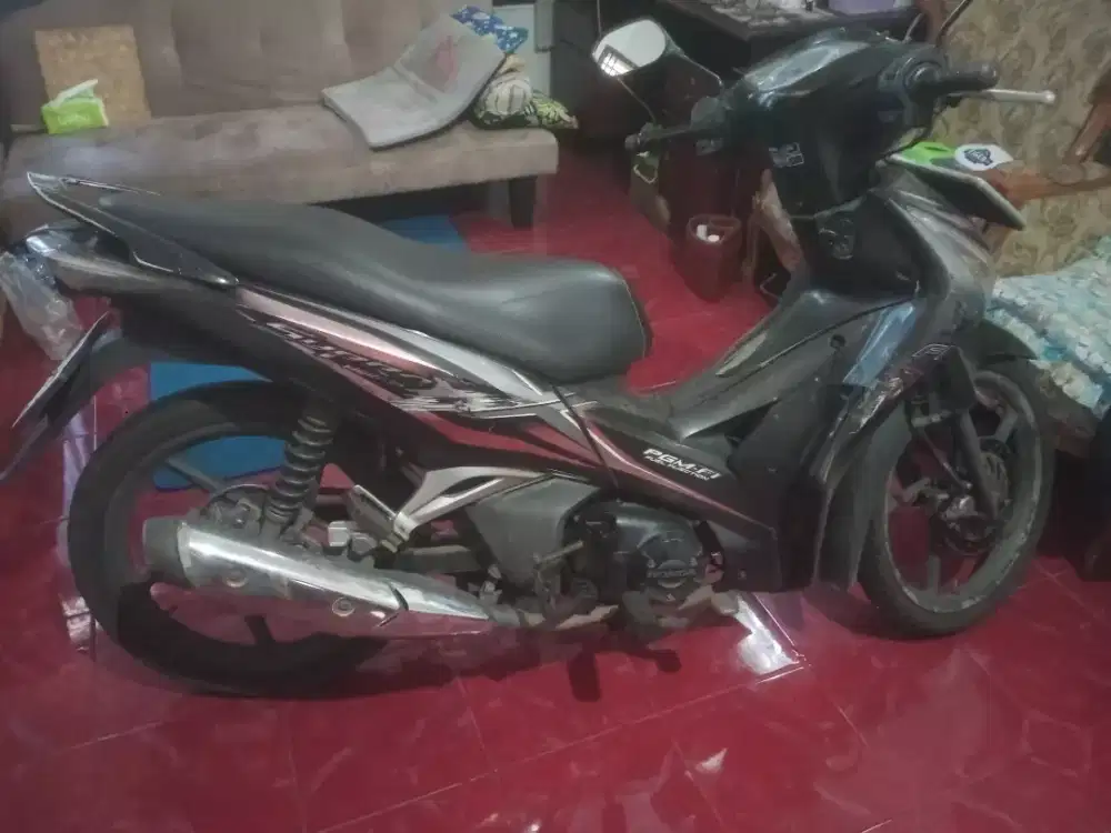 Supra x 125 helm in  mesin halus