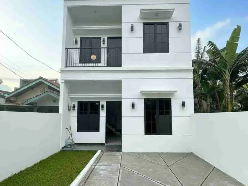 Rumah 2 lantai Premium Klasik modern akses strategis