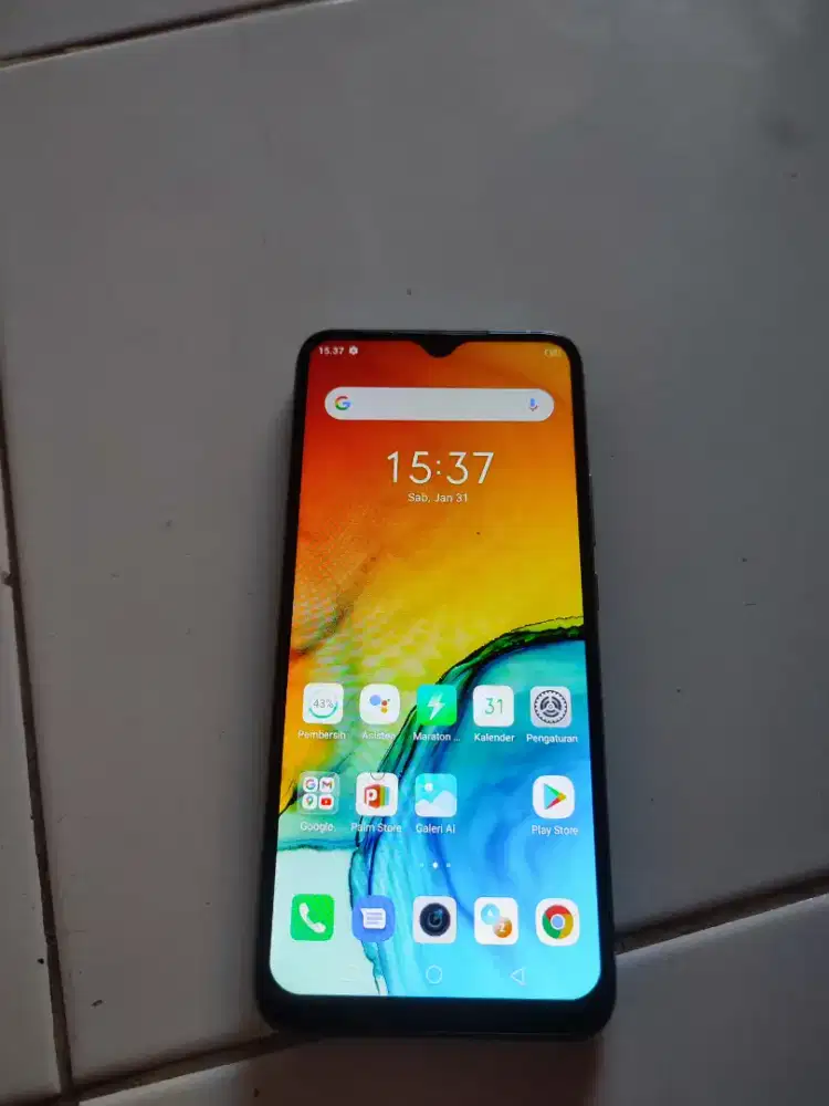 Dijual hp infinix hot 11 play, ram 4/64, hp plus kabel charger