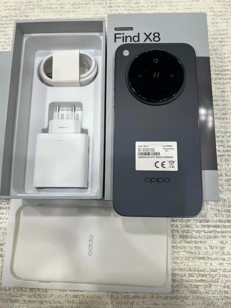 Oppo find x8 ram 12/256gb like new