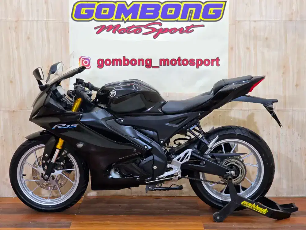 YAMAHA R15 V4 2023 . KM 7rb