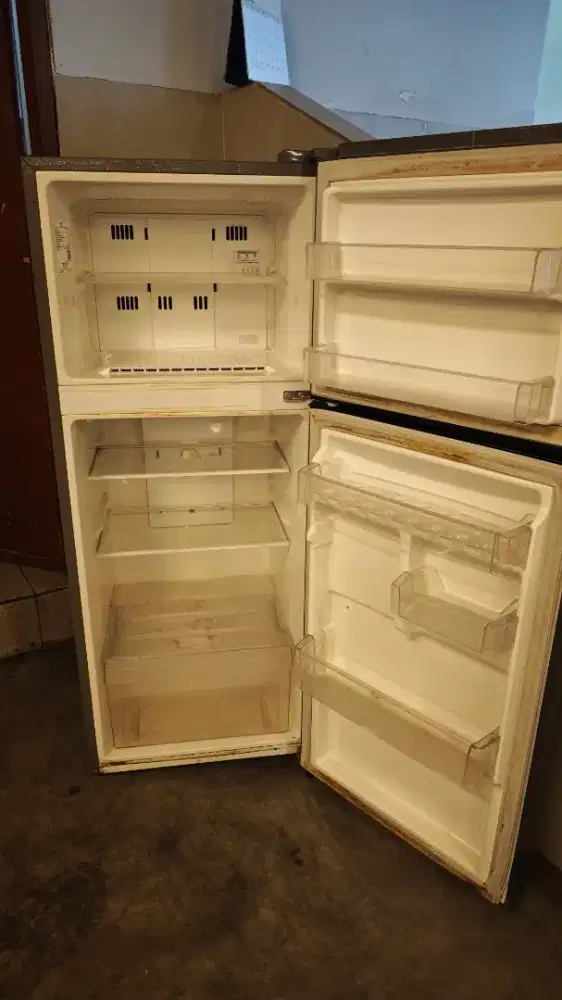 KULKAS LG 2 Pintu