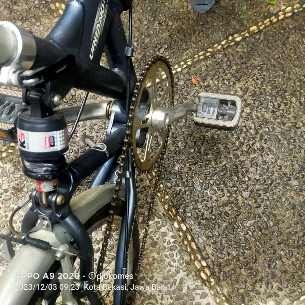 Sepeda lipat Polygon Urbano 5