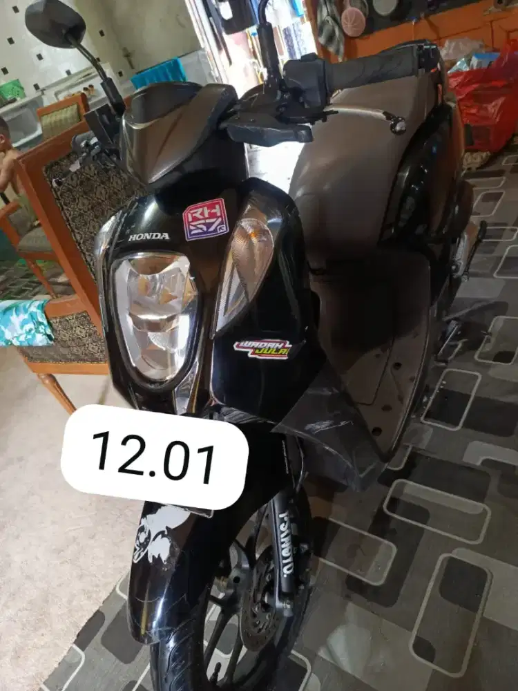 Motor second Honda Genio