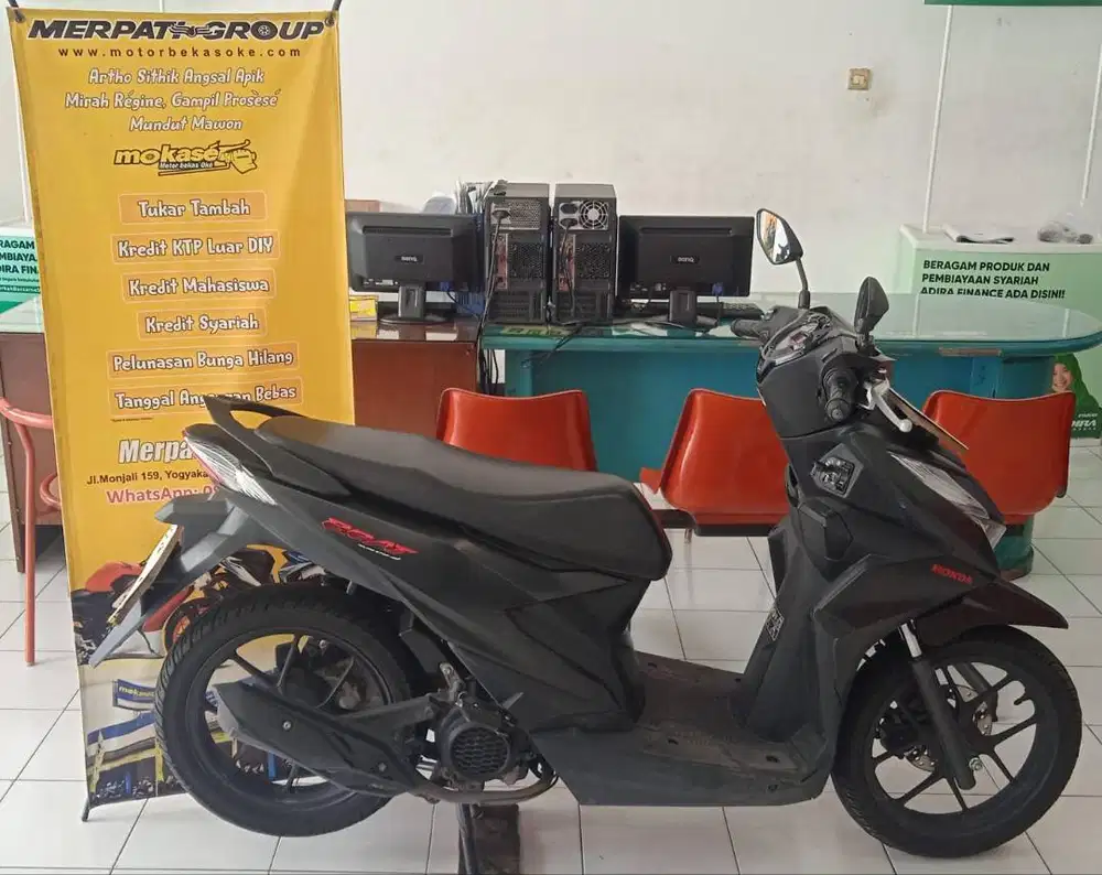 MOTOR MURAH HONDA BEAT DELUX TH 2024 KM RENDAH