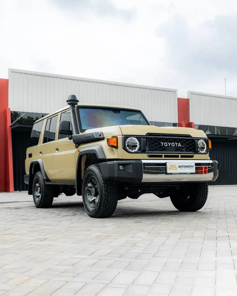 Toyota Land Cruiser 76 LX 2.8 Diesel Station Wagon 2024