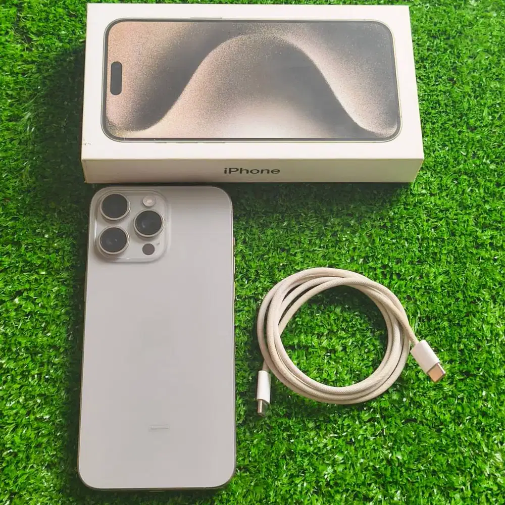 iPhone 15 Pro Max 256GB Natural Titanium BH 90% ada lecet ex resmi