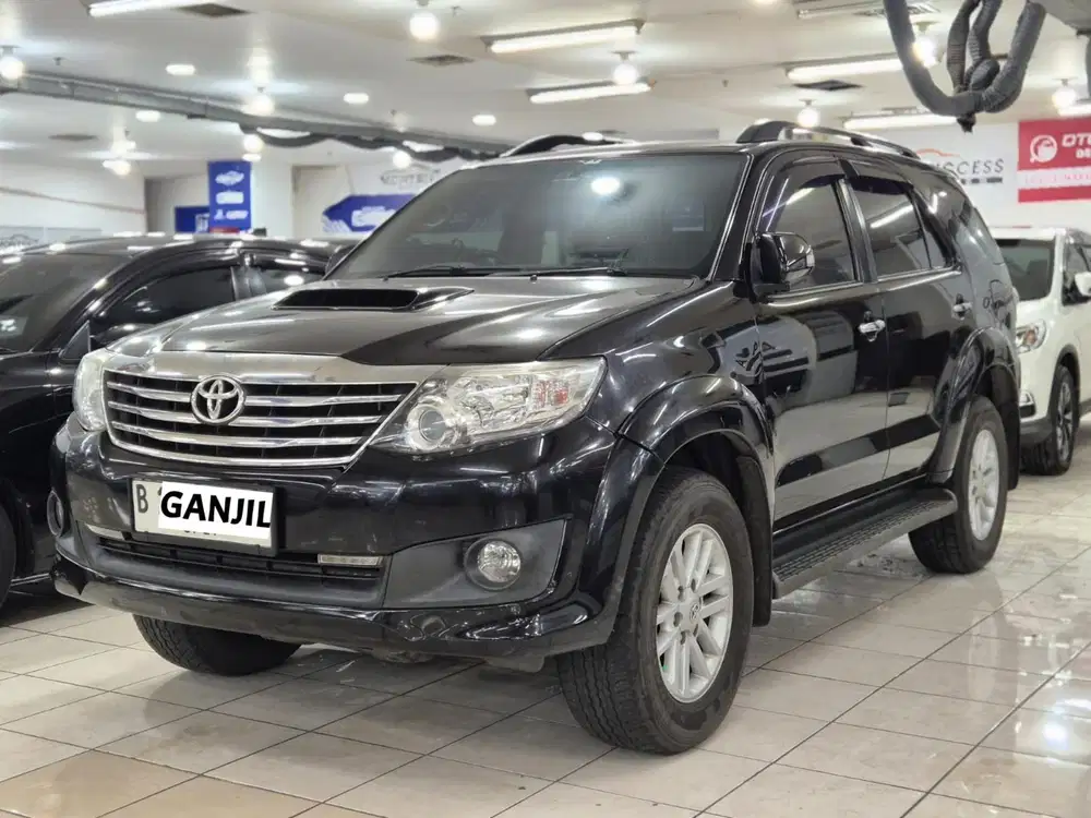 (DP cm 35jt) Fortuner G VNT 2.5 Diesel AT 2014 Joss Siap Pakai