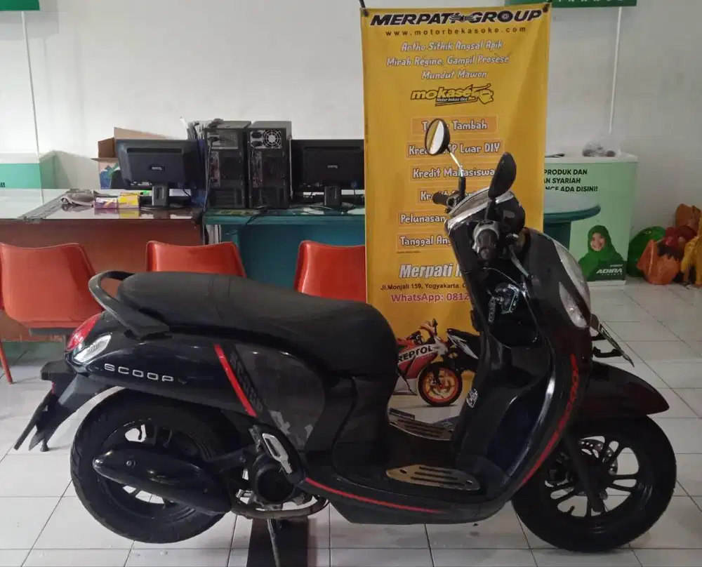 MOTOR MURAH  HONDA SCOOPY TH 2021 HITAM AMAN NYAMAN