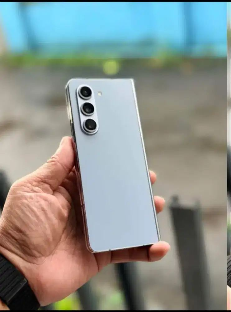 Samsung ZFOLD 5 1 TERABYTE