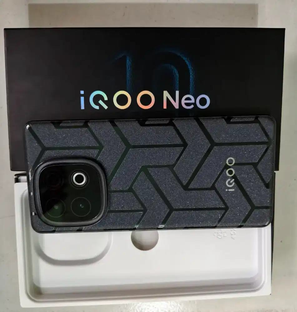 vivo iqoo neo 10 ram 12/256 fullset original