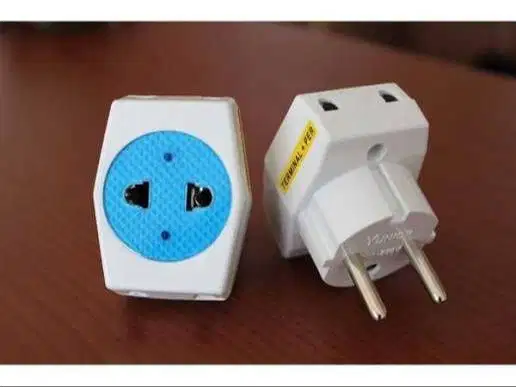 Steker T Multi / Colokan Cabang 3 Gepeng