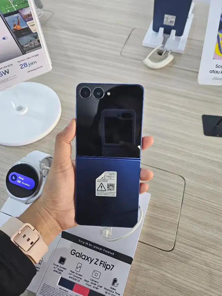 SAMSUNG GALAXY Z FLIP 7 12/256