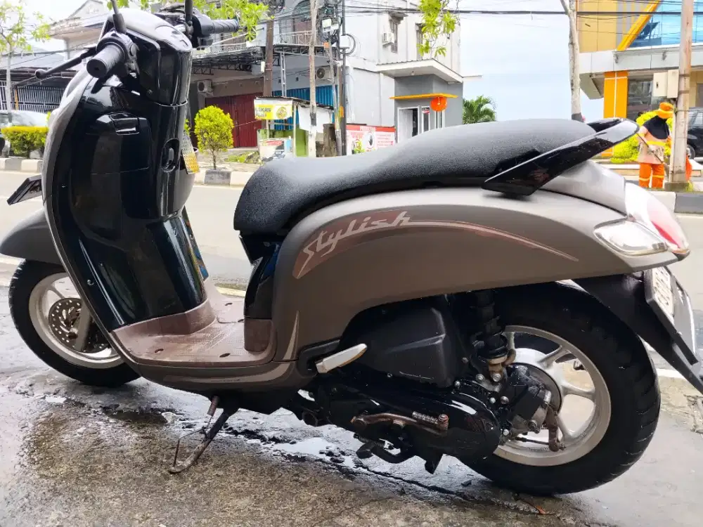 Dijual Scoopy 2019
