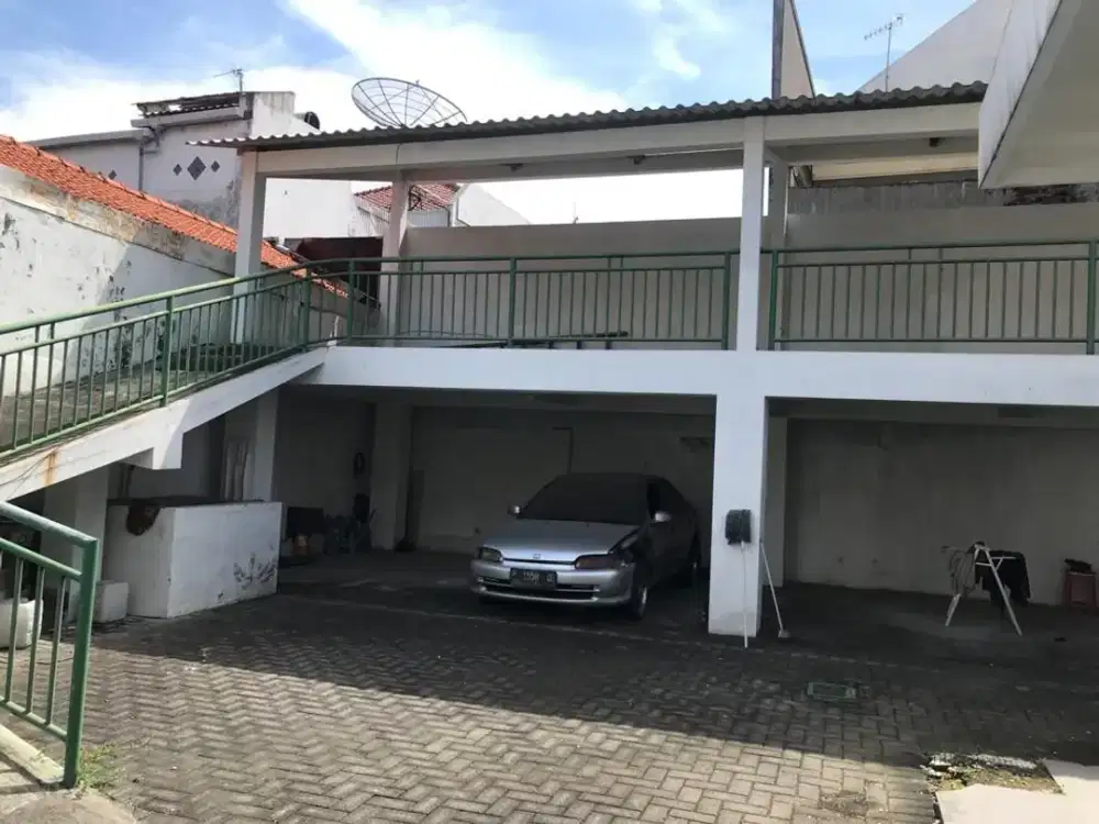 TEMPAT USaha COMMERCIAL Tengah Kota Jl.Arjuna STRATEGIS FAVORITE  COCOK Untuk Kantor, Resto, Cafe, Bank, Show Room, Kinik Kecantikan, dll