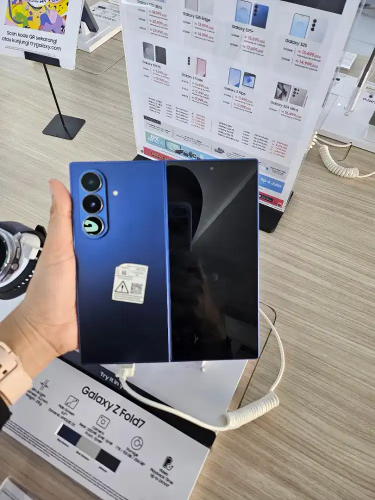 SAMSUNG GALAXY Z FOLD 7 12/256,CASH KREDIT TUKAR TAMBAH