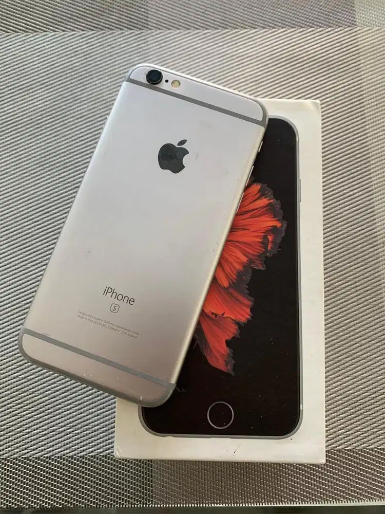 iPhone 6s 64 GB lengkap