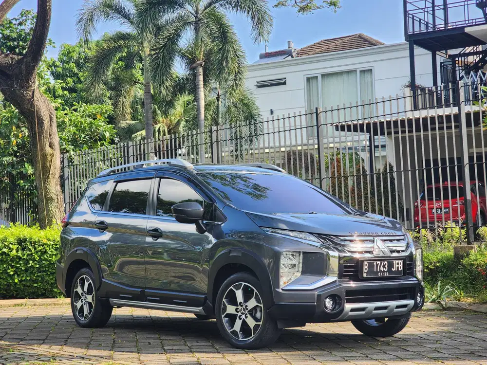 TDP 35.JT| XPANDER CROSS 1.5 AT 2019 GREY ISTIMEWA SEGER !!